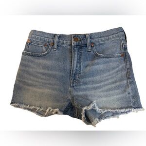 Madewell Women’s The Perfect Jean Short with Frayed Hem Size 29
